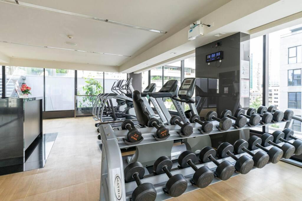 Stylish 1 Bedroom, Nice Pool,Bts Asok, Sukhumvit Bangkok Eksteriør bilde